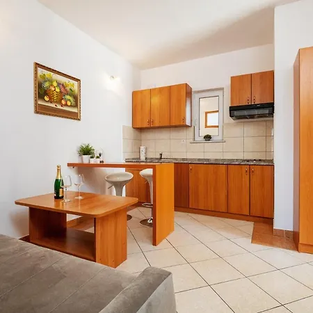 Knezevic Apartment Neum
