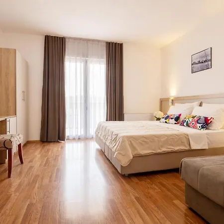 Knezevic Apartment *