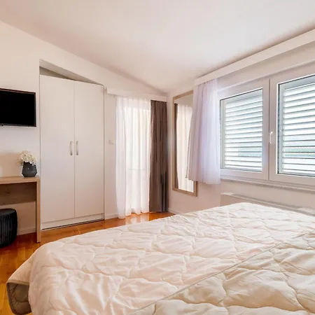 Apartment Knezevic *